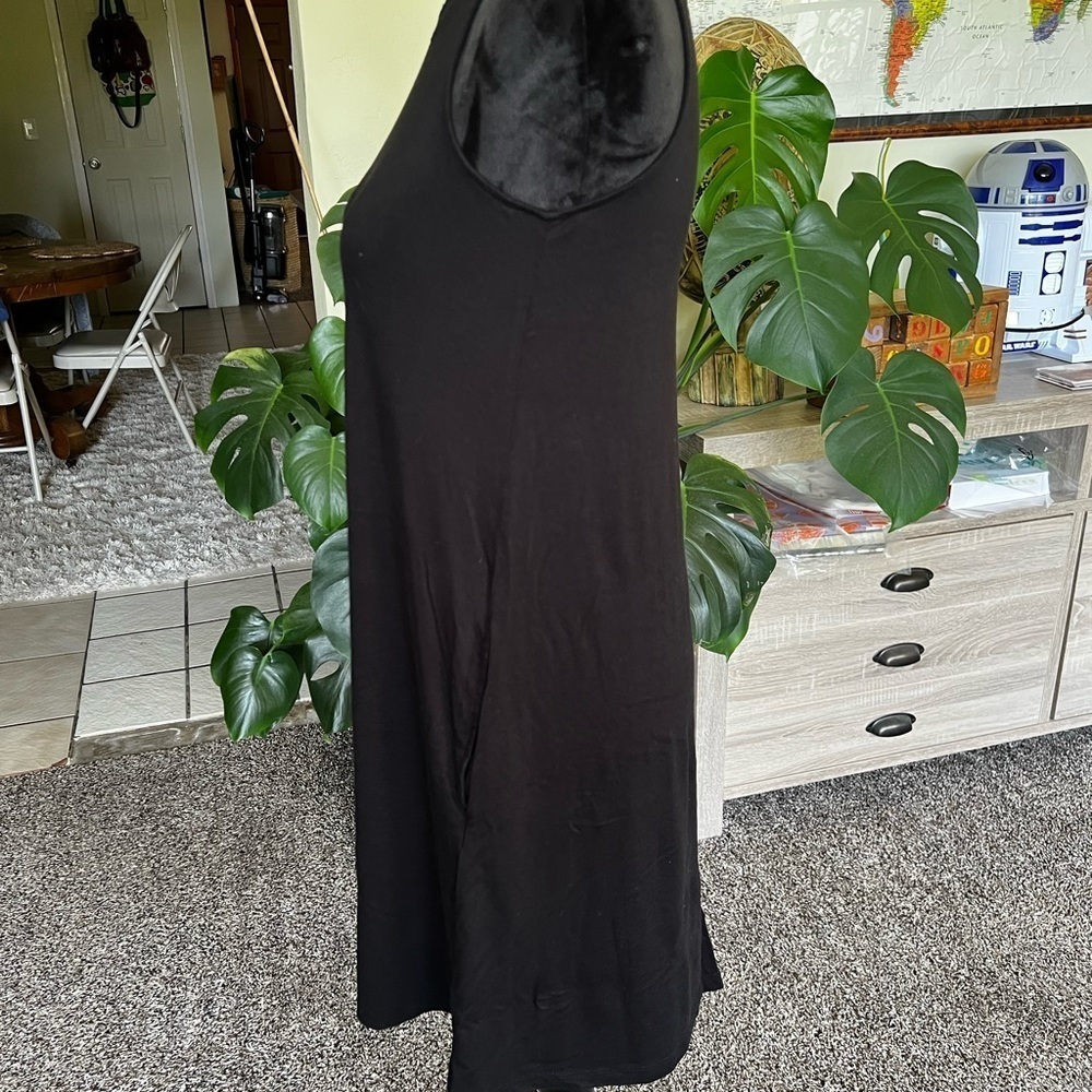 Time and Tru Black Sleeveless Halter Mini Dress - Picture 2 of 7